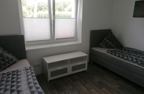Blumenberg Appartement | Ferienwohnung II Sarrebriese