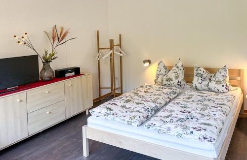 Steinkirchen Appartement | Ferienwohnung "Im Grünen"