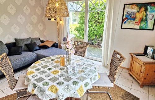 Wismar Appartement | Ferienwohnung im Künstlerhaus - ABC597