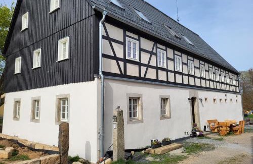 Bischofswerda Appartement | Ferienwohnung im sanierten Denkmal max 3 Personen FeWo1