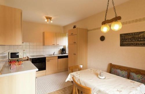 Hesborn Appartement | Ferienwohnung im Sauerland Hillside