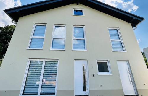 Luxem Appartement | Ferienwohnung in Wittlich, Ruhig, Sauber, Hell 73m²
