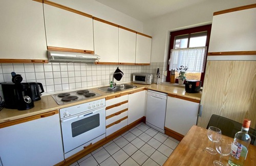 Gustow Appartement | Ferienwohnung "Kapitän Hook" mit Sonnenterrasse & Garten zwischen Strand, Wald & Wiese auf Rügen!