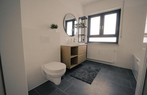 Harleshausen Appartement | Ferienwohnung Kassel mit Ladesäule & Balkon