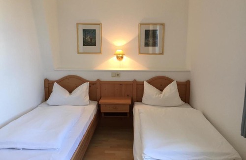 Petersborn Appartement | Ferienwohnung Kemmling