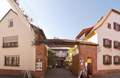 Leinsweiler Appartement | Ferienwohnung Kirchberg