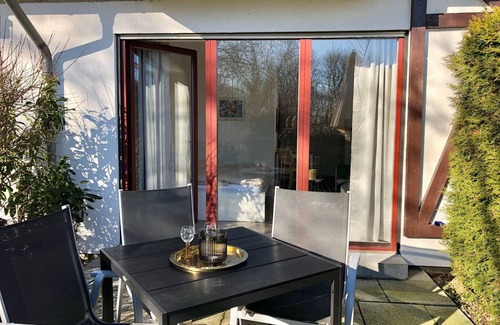 Gustow Appartement | Ferienwohnung "Klaus Störtebeker" mit Sonnenterrasse & Garten zwischen Strand, Wald und Wiese!