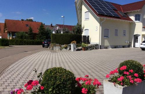 Mahlberg Appartement | Ferienwohnung Kunst