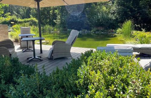 Hessisch Oldendorf Maison | Ferienwohnung Landhaus Hohenstein, Schwimmteich, ruhige Lage