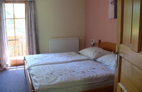Arriach Appartement | Ferienwohnung Lahnerhof