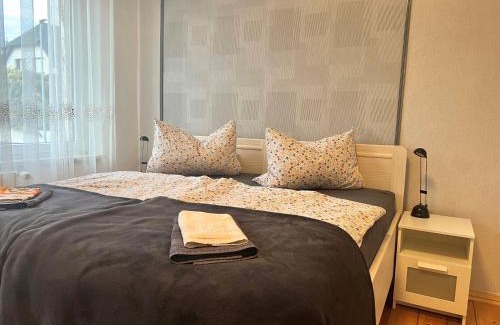 Uebigau-Wahrenbruck Appartement | Ferienwohnung Landlust - ideal für Hundefreunde und Monteure, free WLAN & Parken, Smart-TV