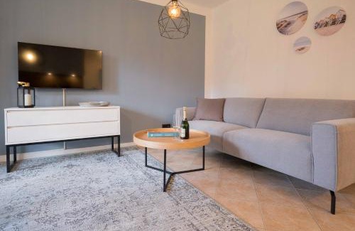 Neuhaus Appartement | Ferienwohnung Lee Ost 2 2