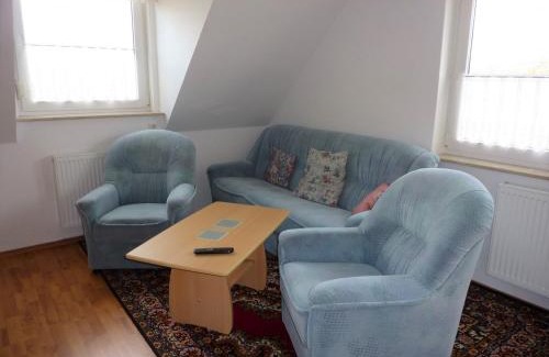 Burg-Dorf Appartement | Ferienwohnung Lehmann, Ursel