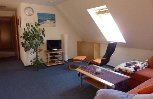 Ahrenshagen-Daskow Appartement | Ferienwohnung "Lenz"