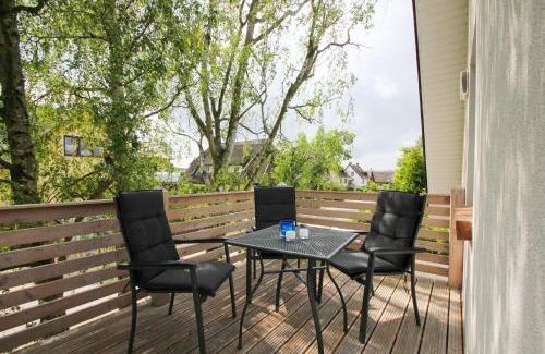 Putbus Appartement | Ferienwohnung Liesi FeWo OG - Balkon, ruhige Lage