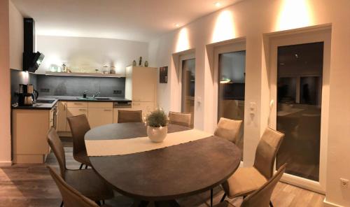 Erfurt Appartement | Ferienwohnung Lilie