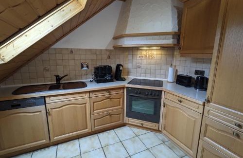 Eschbach Appartement | Ferienwohnung Madenburgblick