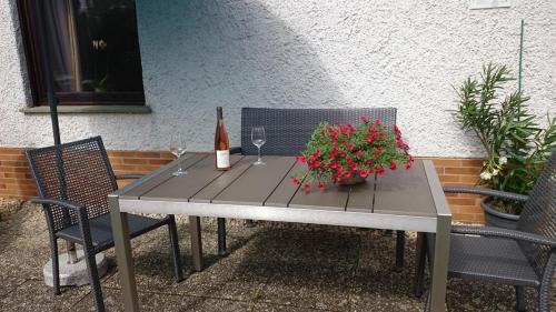 Wierschem Appartement | Ferienwohnung Maifeld