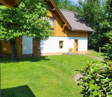 Augsdorf Appartement | Ferienwohnung MaLu