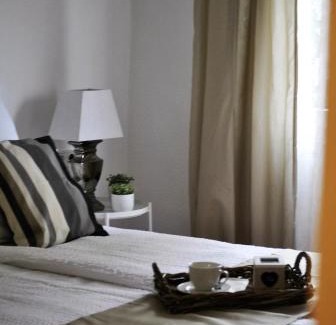 Niederzwehren Appartement | Ferienwohnung Marina Kassel