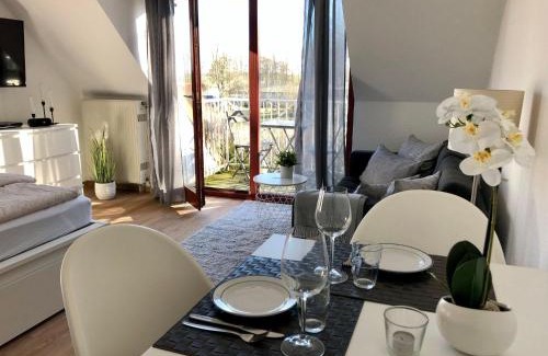 Gustow Appartement | Ferienwohnung-Mary-Poppins-mit-Balkon-zwischen-Strand-Wald-Wiese-im-Suedosten-der-Insel-Ruegen
