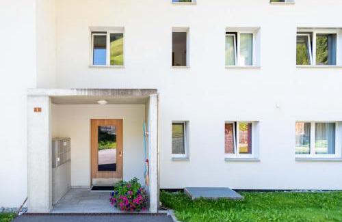 Spluegen Appartement | Ferienwohnung Mengelt, Splügen