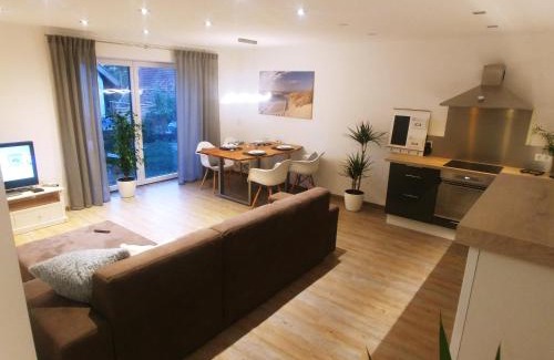 Penzing Appartement | Ferienwohnung MIA-LENA