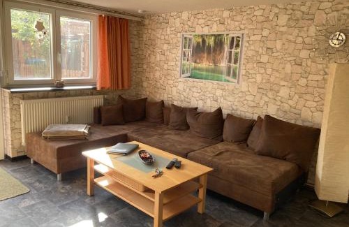 Grebendorf Appartement | Ferienwohnung Mira