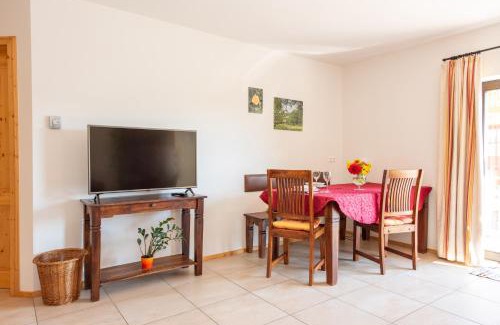Poellauberg Appartement | Ferienwohnung mit Garten in ruhiger Lage am Waldrand