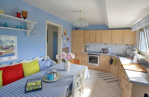 Knielingen Appartement | Ferienwohnung mit großer Terrasse am Privatsee