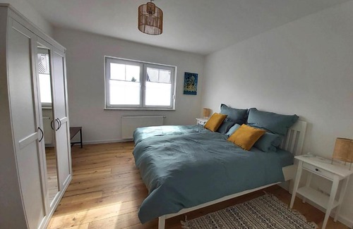 Wasserlos Appartement | Ferienwohnung mit Terrasse am Rosengarten