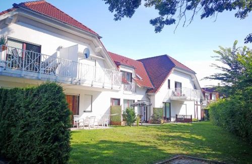 Gustow Maison | Ferienwohnung mit Terrasse