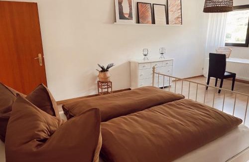 Oberfell Appartement | Ferienwohnung Moselflair mit direktem Blick auf die Mosel und Weinberge