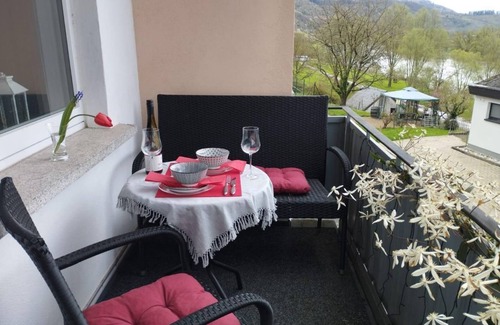 Reil Appartement | Ferienwohnung Moselherz - Div. Leistungen, Bad, WC, ruhig