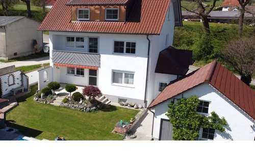 Unterallgau Appartement | Ferienwohnung neu Renoviert, Nähe Legoland und Skyline Park