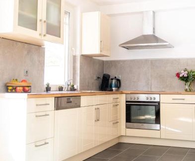 Neuborger Maison | Ferienwohnung Neubörger mit Hottub
