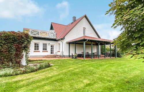 Neuendorf Appartement | Ferienwohnung Neuendorf