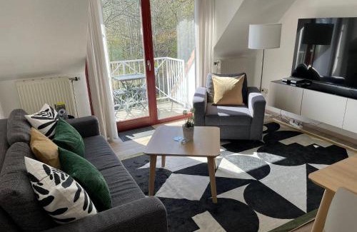 Gustow Appartement | Ferienwohnung-Nils-Holgerson-mit-Balkon-zwischen-Strand-Wald-Wiese-im-Suedosten-der-Insel-Ruegen