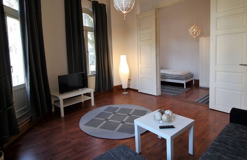 Center Appartement | Ferienwohnung Ob01, 80qm mit 3 Schlafzimmer und Balkon für Max. 7 Personen