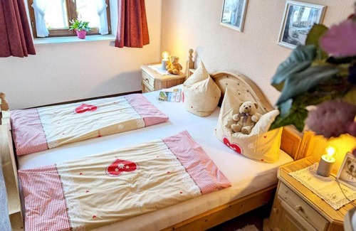 Wertach Appartement | Ferienwohnung Ober dr Kuche, Ferienhof Lochbihler, WertachAllgäu
