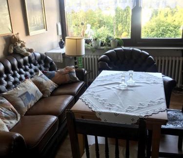 Reinhardshausen Appartement | Ferienwohnung Rogi