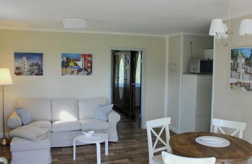 Velgast Appartement | Ferienwohnung Rosengarten am Pfarrgarten Starkow