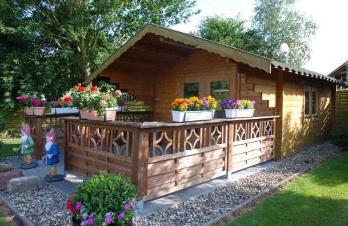 Rhauderfehn Appartement | Ferienwohnung Rossbach, 95061