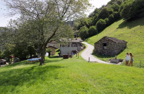 Cadenazzo Appartement | Ferienwohnung Rustico ai Monti