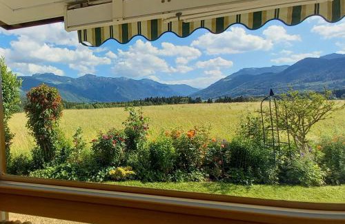 Umrathshausen Appartement | Ferienwohnung Schelzke