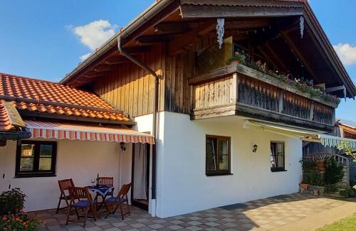 Umrathshausen Appartement | Ferienwohnung Schelzke