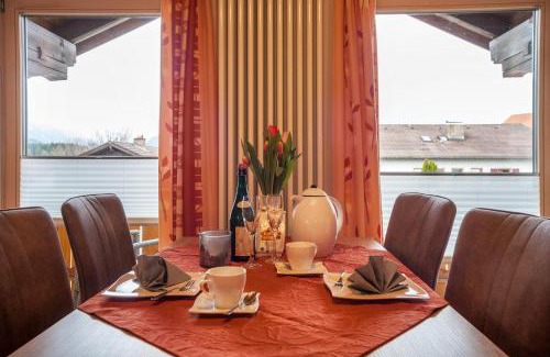 Schraden Appartement | Ferienwohnung Schloßberg