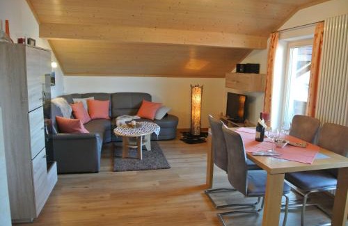 Schraden Appartement | Ferienwohnung Schlossberg