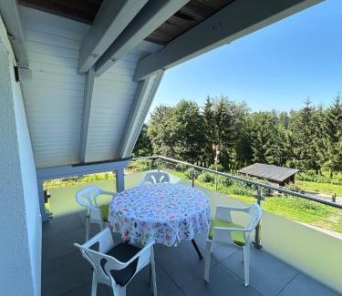 Barntrup Appartement | Ferienwohnung Schmalental
