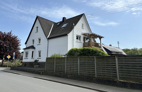 Wallmenroth Appartement | Ferienwohnung Schmidt - Cozy vacation apartment in a good traffic location